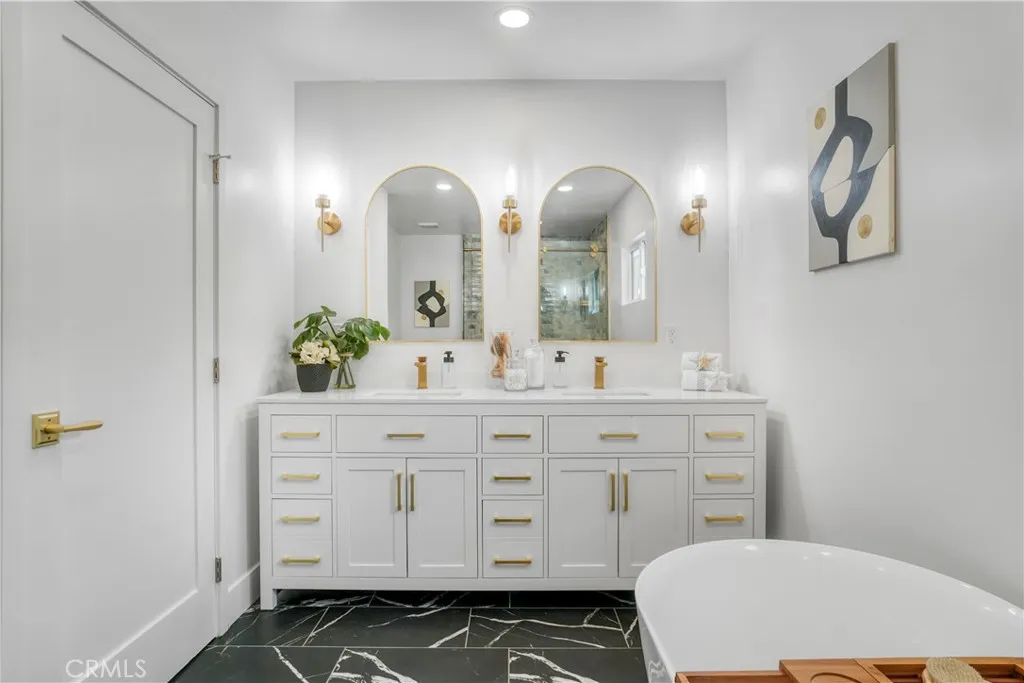 Additional image 76 of 6325 Long St, Los Angeles, CA 90043