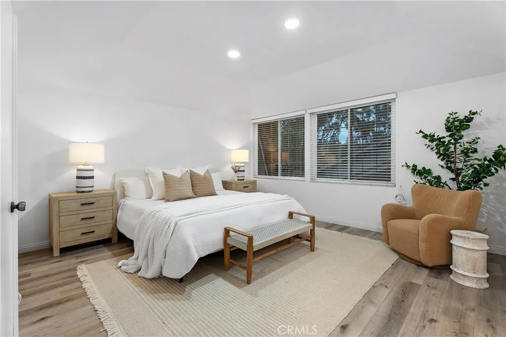 Additional image 63 of 16 E Yale Loop #28, Irvine, CA 92604