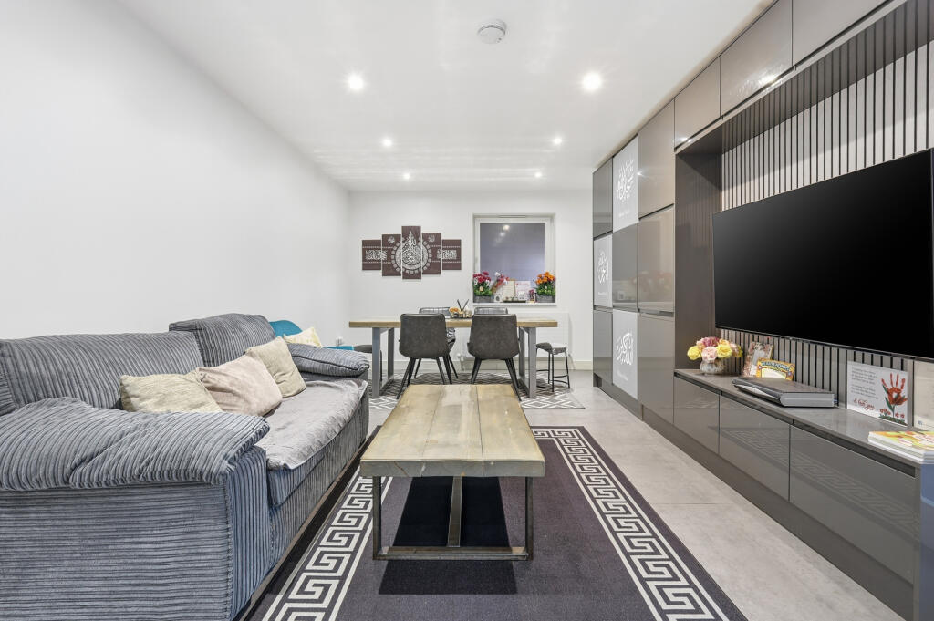 Additional image 25 of Maynard Drive, St. Albans