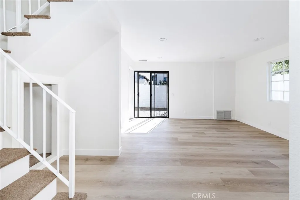 Additional image 89 of 19314 Valerio, Reseda, CA 91335