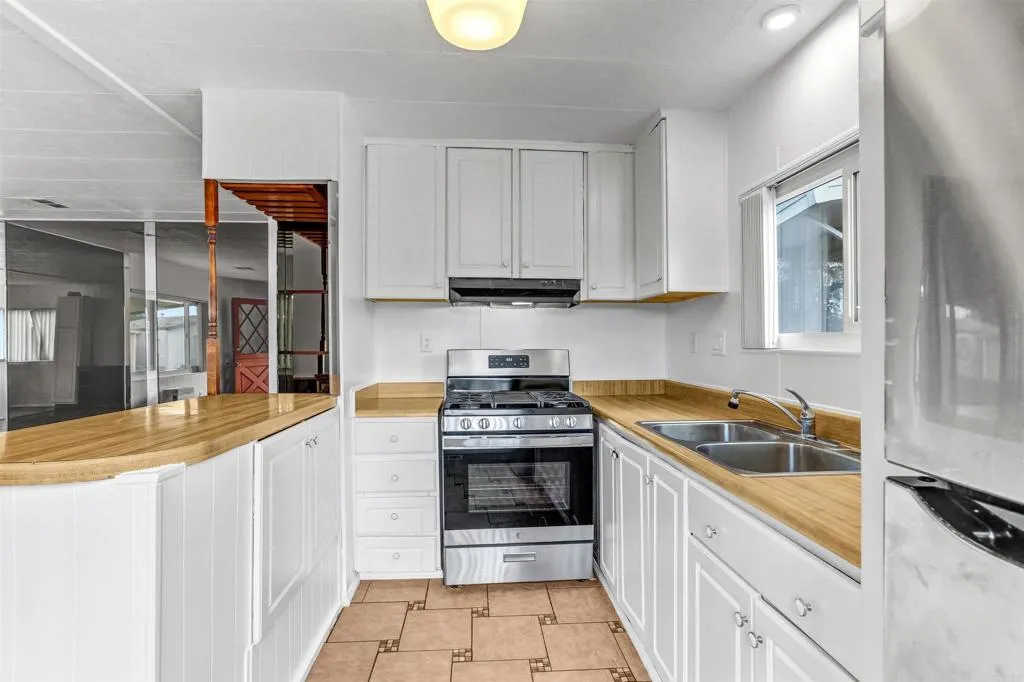 Additional image 26 of 402 63Rd Street Unit SPC 12, San Diego, CA 92114