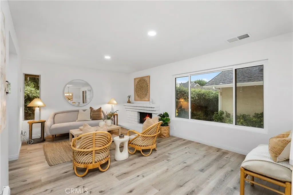 Additional image 58 of 16 E Yale Loop #28, Irvine, CA 92604