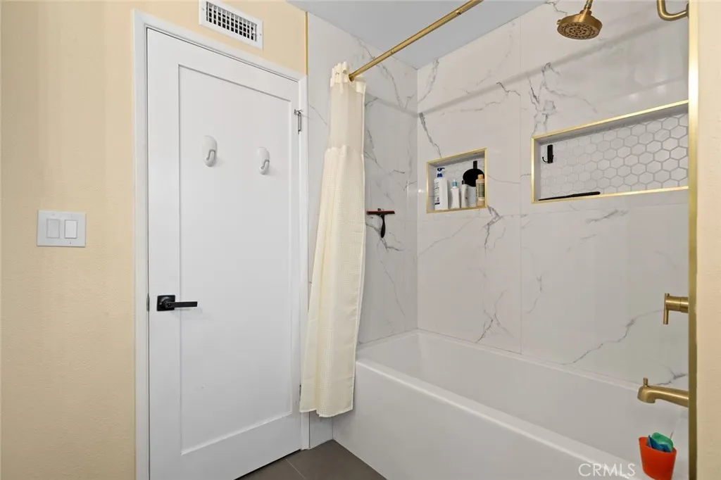 Additional image 68 of 2914 S Rene Dr, Santa Ana, CA 92704