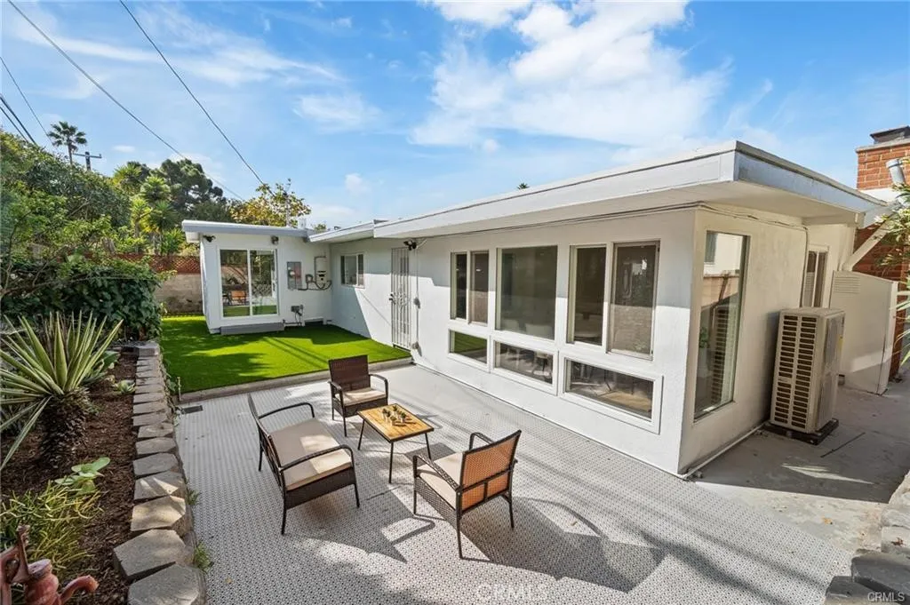 Additional image 46 of 7272 W 90th Street, Los Angeles, CA 90045