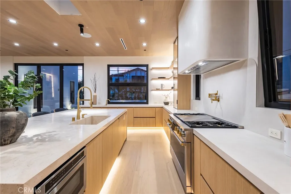 Additional image 49 of 5205 Etiwanda, Tarzana, CA 91356