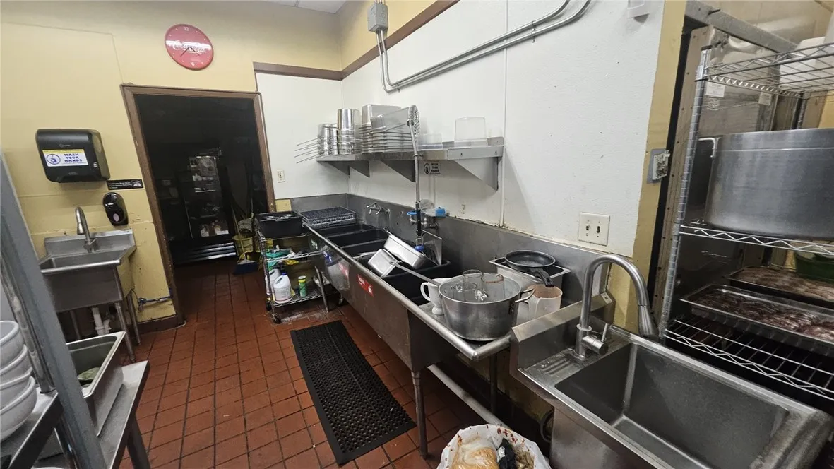 Additional image 59 of 6106 Lake Isabella Boulevard, Lake Isabella, CA 93240