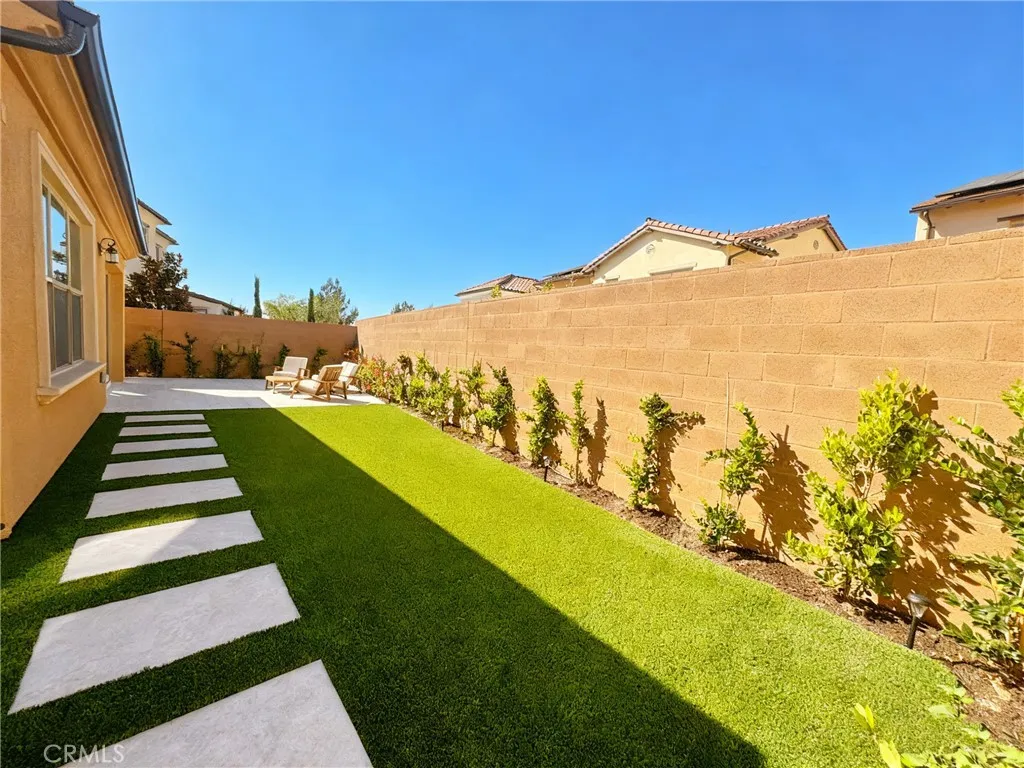 Additional image 41 of 173 Somera, Irvine, CA 92602