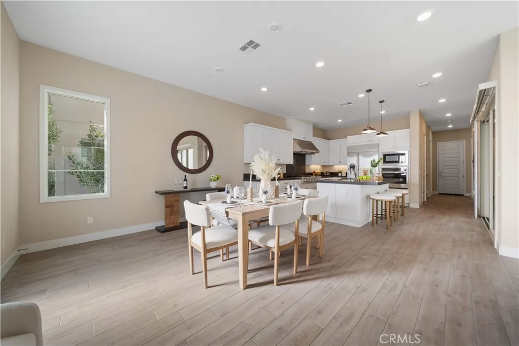 Additional image 88 of 157 Scale, Irvine, CA 92618