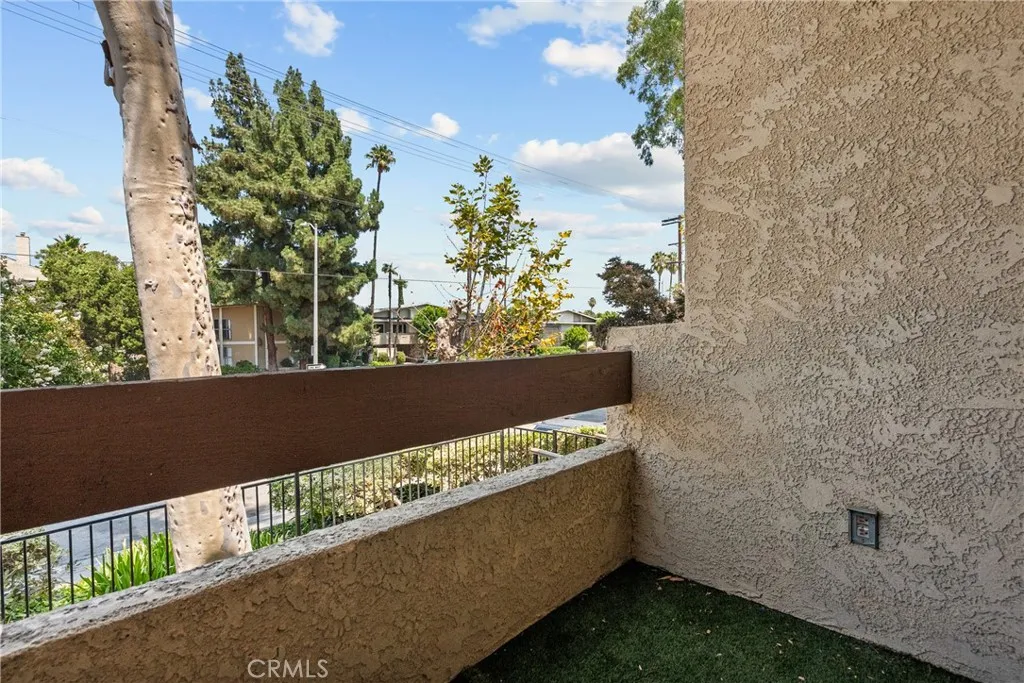 Additional image 39 of 18958 Sherman Way Unit 17, Reseda, CA 91335