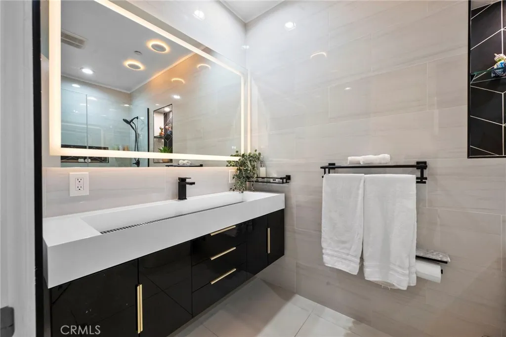 Additional image 38 of 2461 N Junipero Avenue, Palm Springs, CA 92262