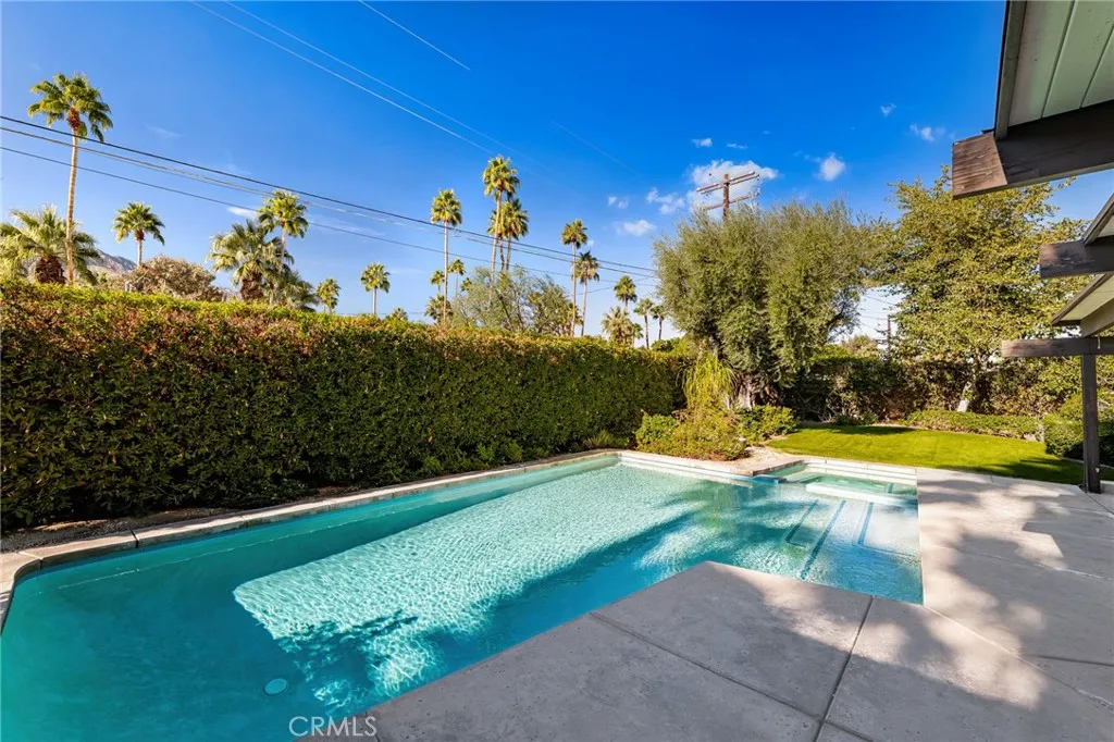 Additional image 92 of 683 S Bedford Dr, Palm Springs, CA 92264