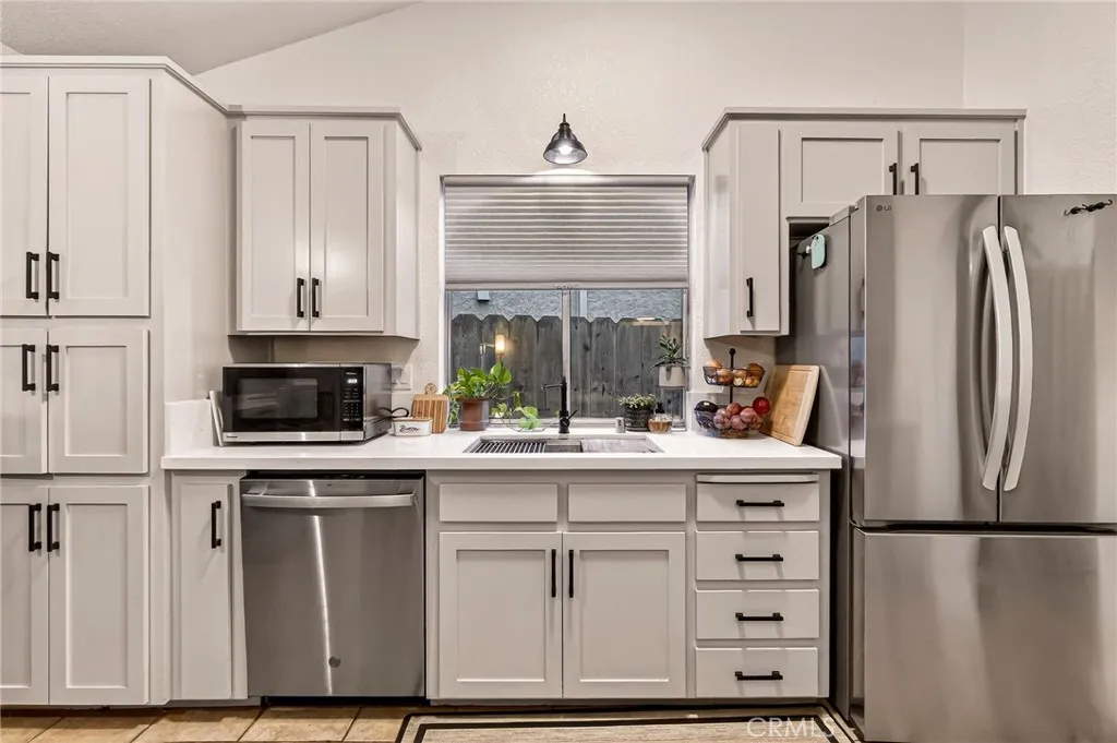 Additional image 61 of 66 Lexington Drive, Chico, CA 95973