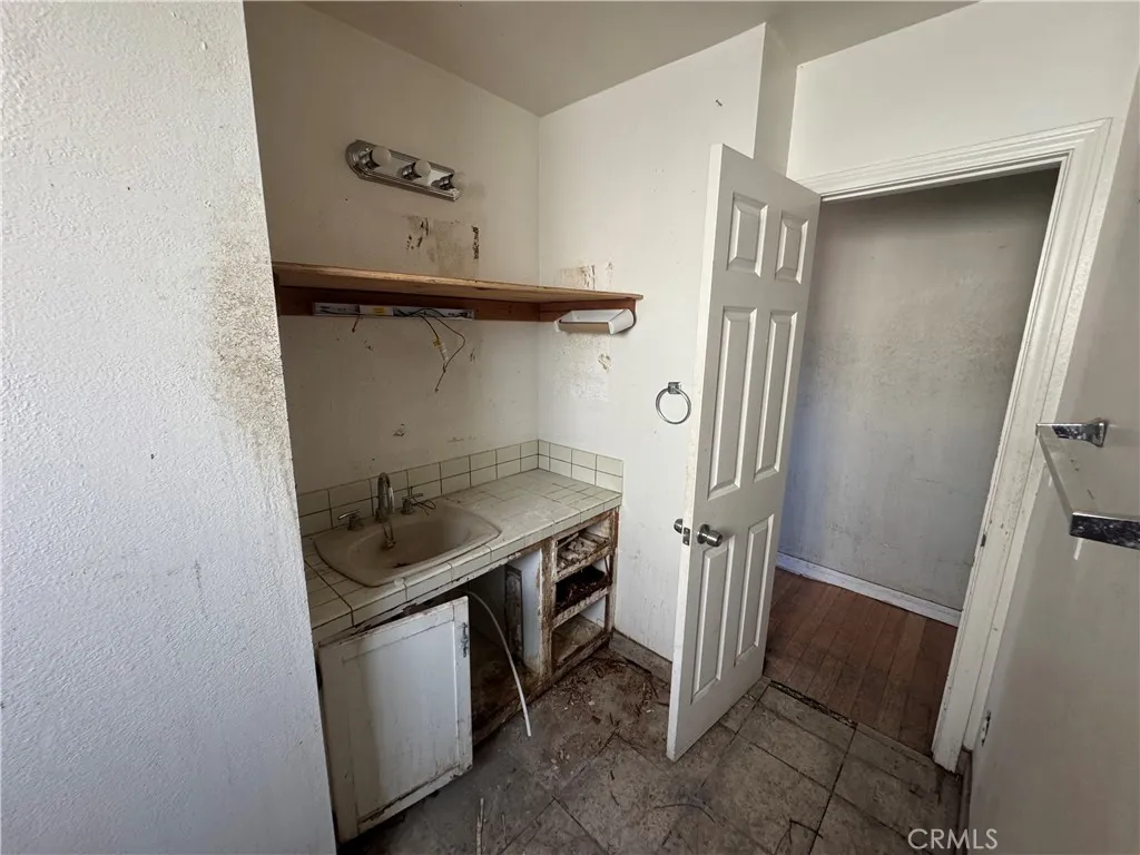 Additional image 29 of 6853 Willis Avenue, Van Nuys, CA 91405