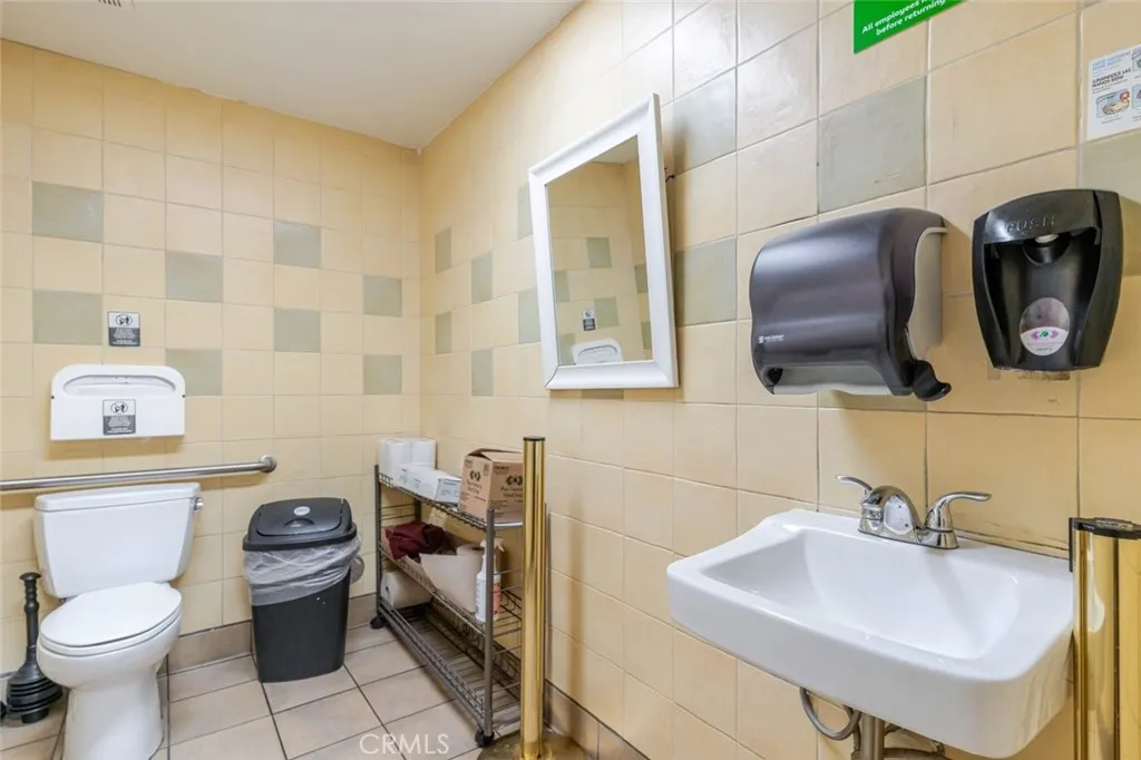 Additional image 33 of 8027 Lankershim Boulevard, Sun Valley, CA 91352