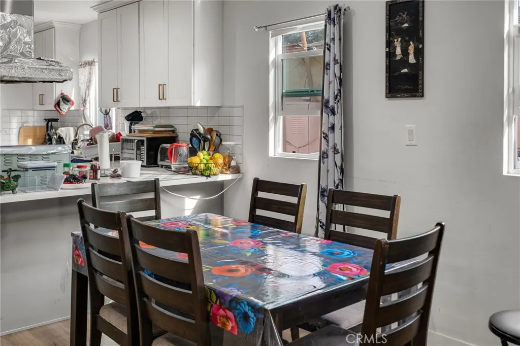 Additional image 52 of 827 E 97th St, Los Angeles, CA 90002