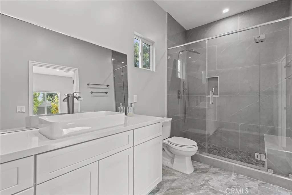 Additional image 39 of 7406 Collett, Van Nuys, CA 91406