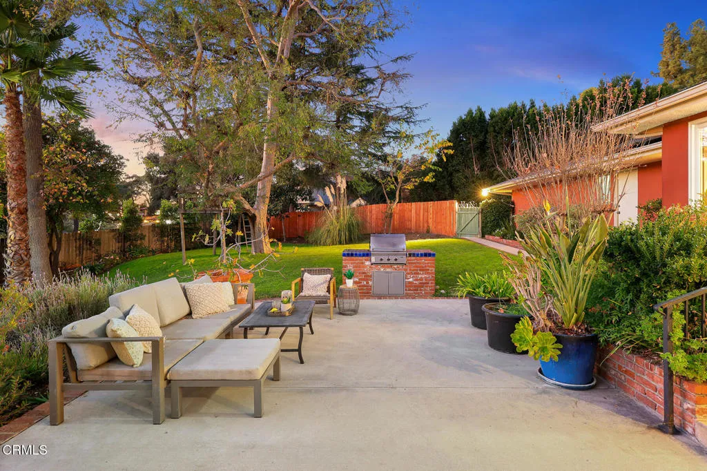 Additional image 130 of 1948 Ravista Lane, La Canada Flintridge, CA 91011