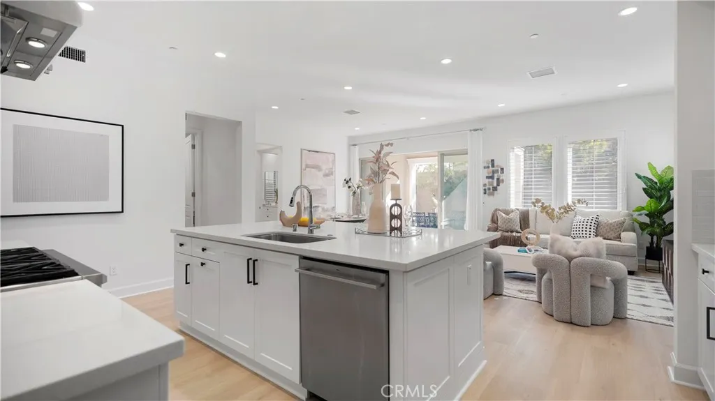 Additional image 9 of 138 Jayhawk, Irvine, CA 92602