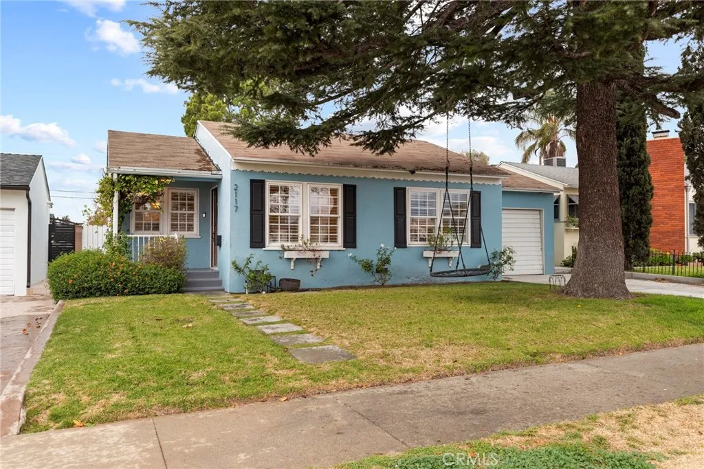 Additional image 2 of 2117 N Screenland Dr, Burbank, CA 91505