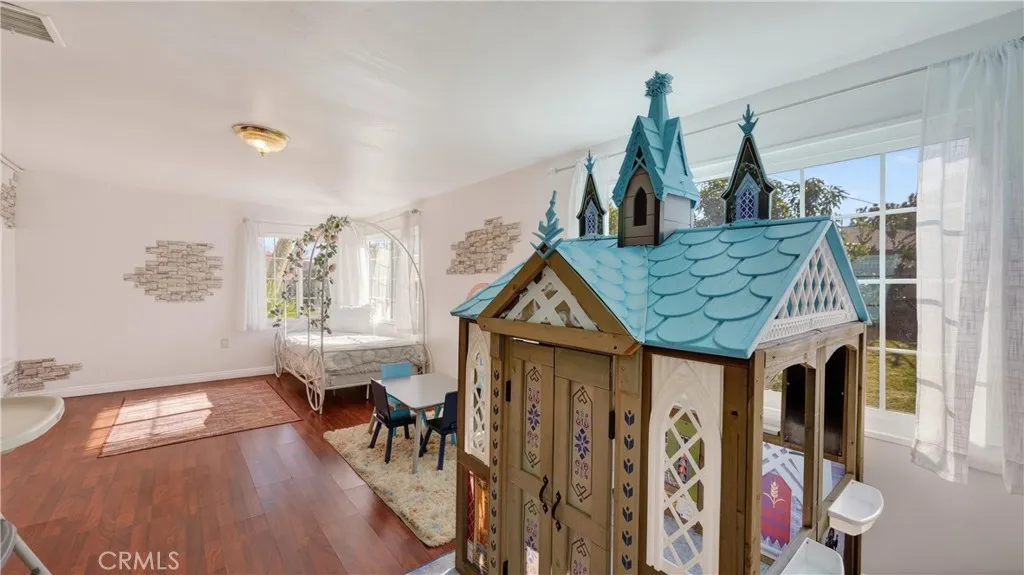 Additional image 23 of 2422 Bern Lane, Santa Ana, CA 92706