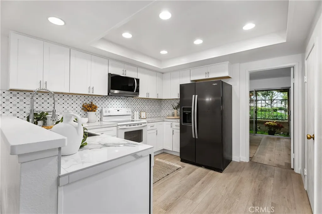 Additional image 10 of 16 E Yale Loop #28, Irvine, CA 92604