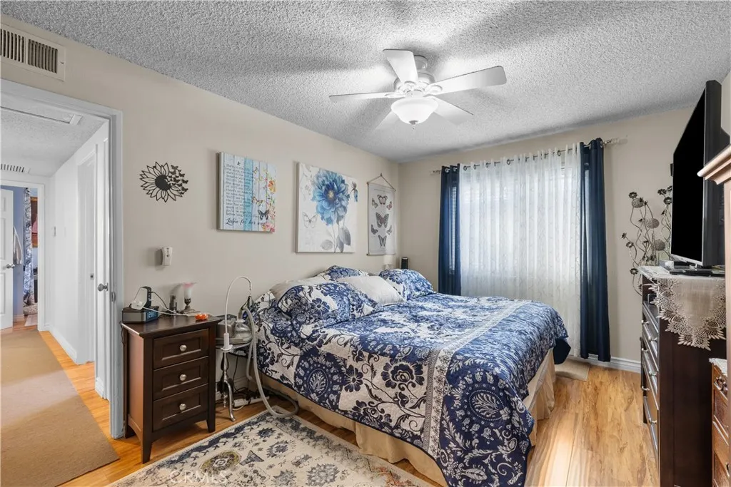 Additional image 59 of 19726 Steinway St, Canyon Country, CA 91351