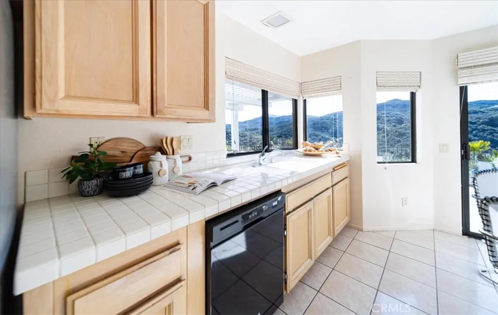 Additional image 83 of 28742 Vista Valley Drive, Vista, CA 92084