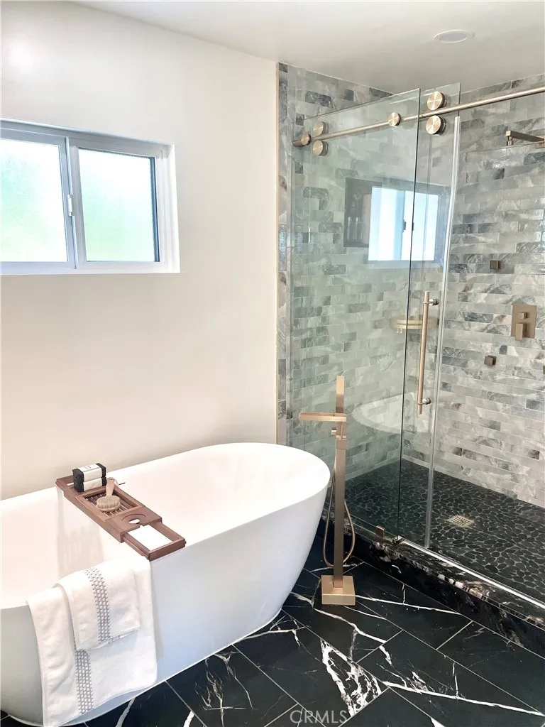 Additional image 77 of 6325 Long St, Los Angeles, CA 90043