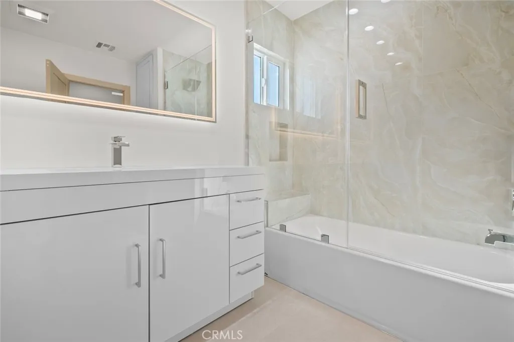 Additional image 63 of 6820 Encino Avenue, Van Nuys, CA 91406