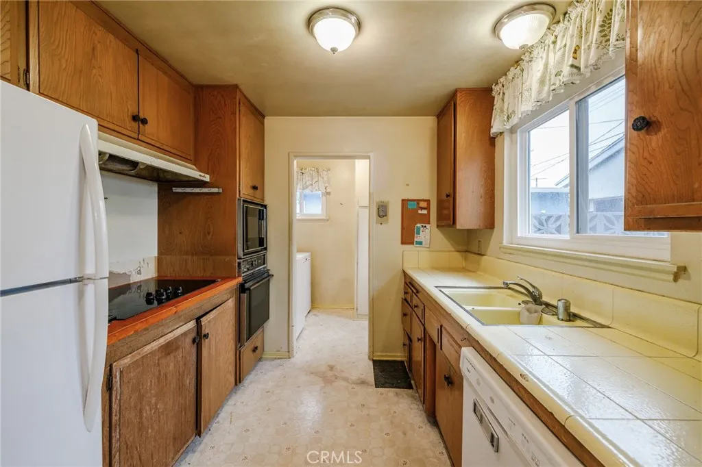 Additional image 31 of 24234 President Avenue, Harbor City, CA 90710