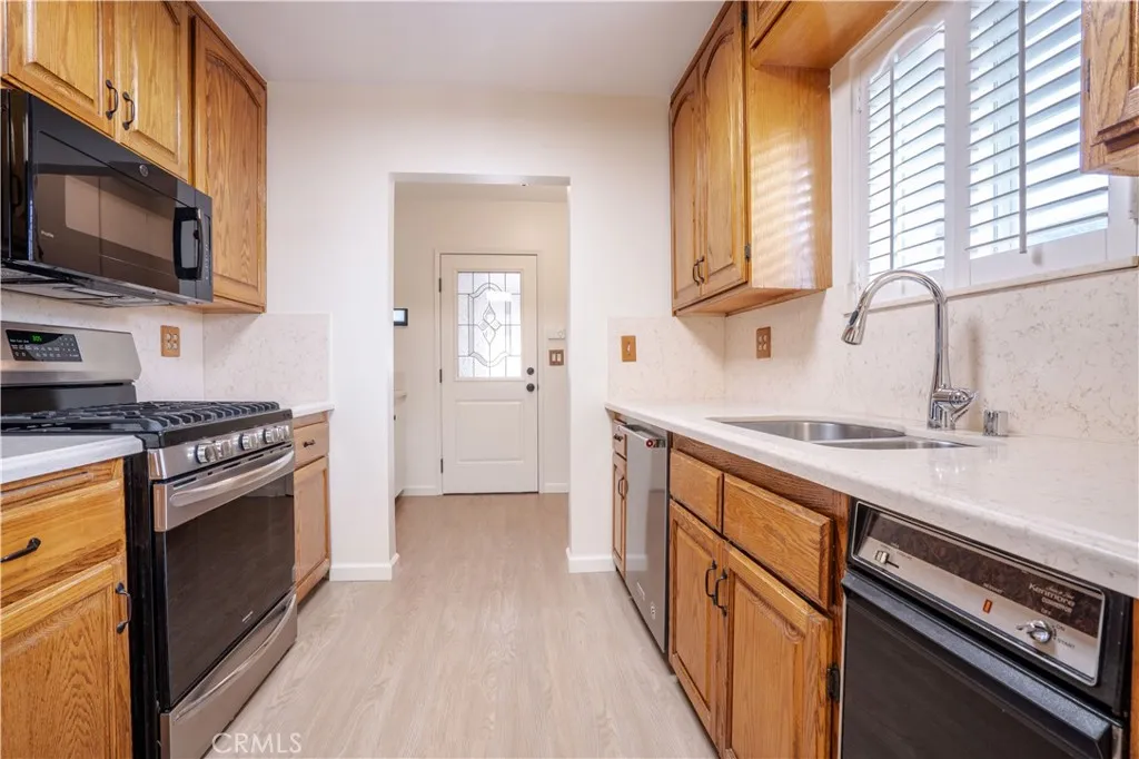 Additional image 53 of 11018 Woodley, Granada Hills, CA 91344