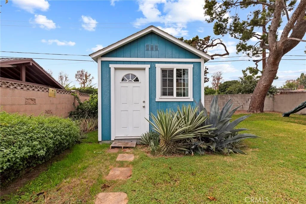 Additional image 30 of 2117 N Screenland Dr, Burbank, CA 91505