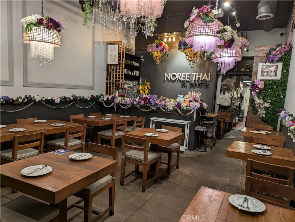 Additional image 2 of 7669 Beverly Boulevard, West Hollywood, CA 90036