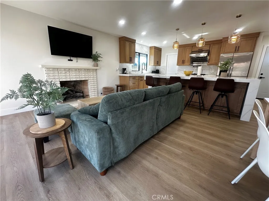 Additional image 6 of 3084 Taylor Way, Costa Mesa, CA 92626