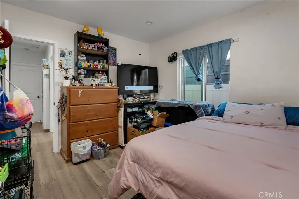 Additional image 67 of 827 E 97th St, Los Angeles, CA 90002