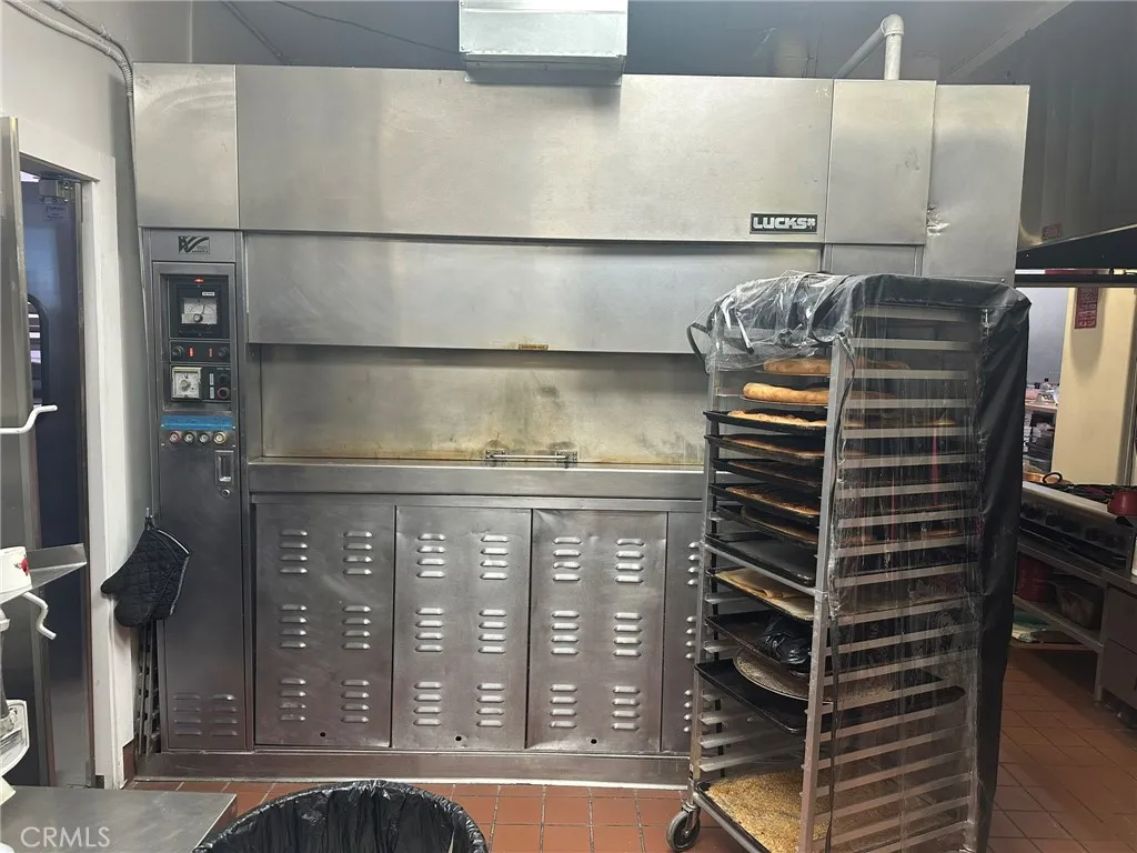 Additional image 38 of 7780 Foothill Boulevard, Tujunga, CA 91042