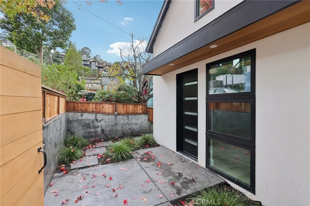 Additional image 47 of 526 Klamath Street, Brisbane, CA 94005