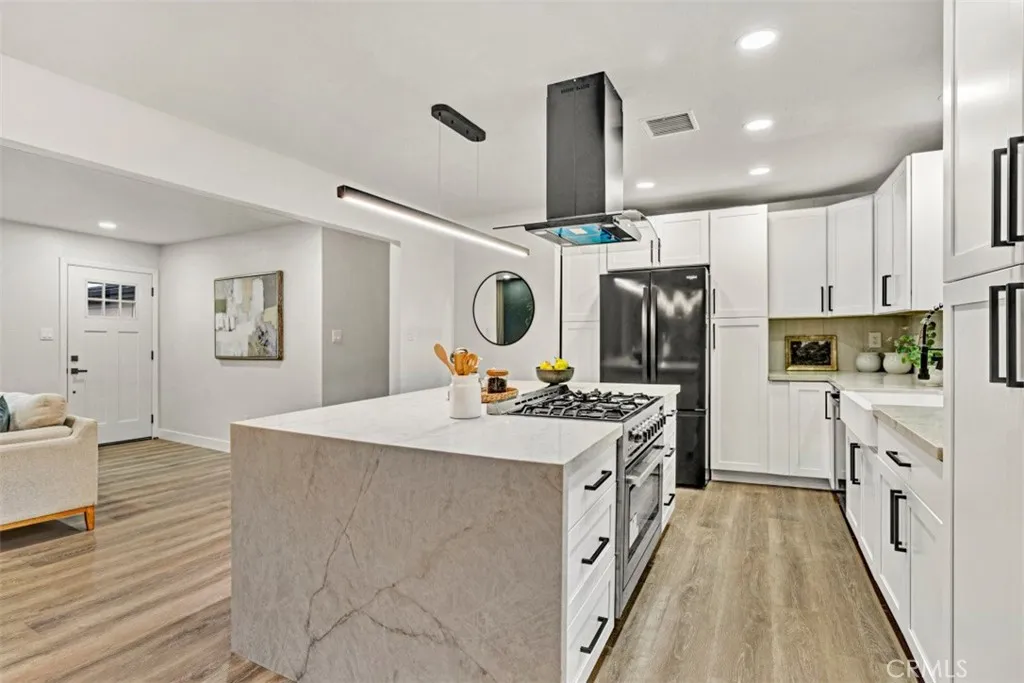 Additional image 7 of 4011 Hatton St, San Diego, CA 92111