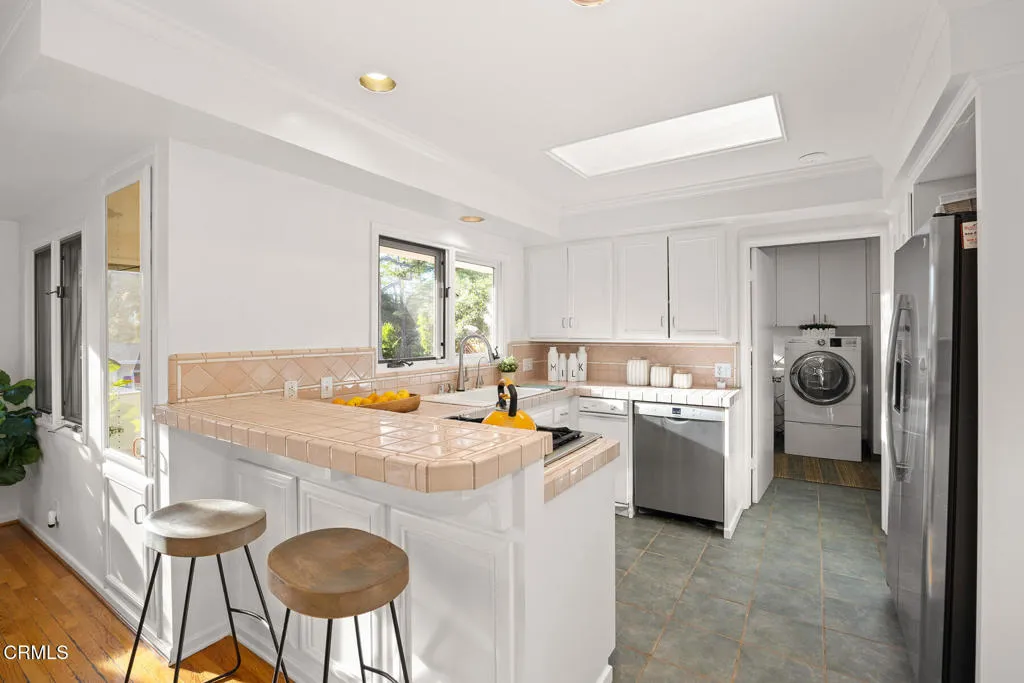 Additional image 91 of 1948 Ravista Lane, La Canada Flintridge, CA 91011