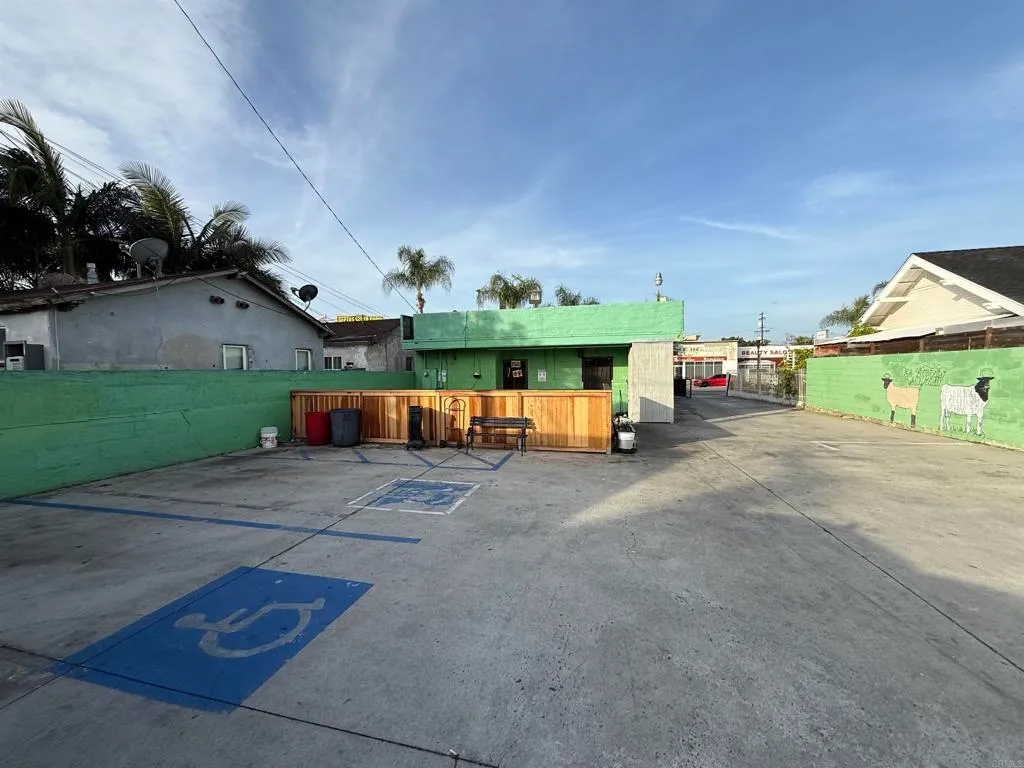 Additional image 10 of 1307 S Main Street, Santa Ana, CA 92707