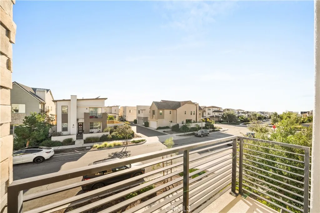 Additional image 105 of 151 Scale, Irvine, CA 92618