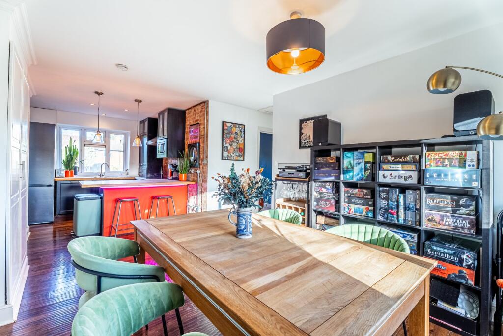 Additional image 4 of Deacon Close, St. Albans, Hertfordshire, AL1