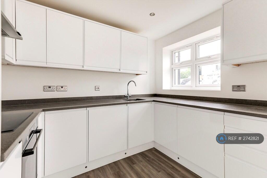 房产图片 10 - Hatfield Roe Green Close, AL10