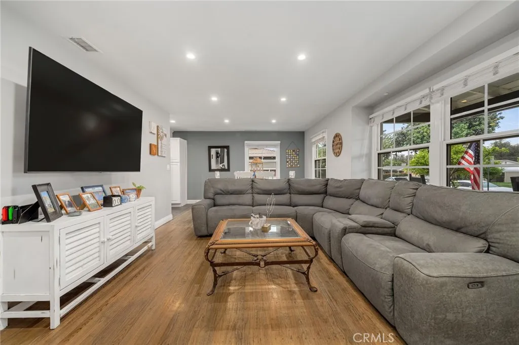 Additional image 4 of 762 N Redding Way, Upland, CA 91786