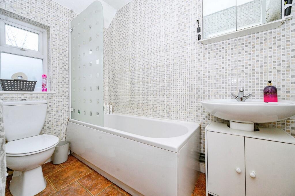 Additional image 3 of Cecil Crescent, Hatfield