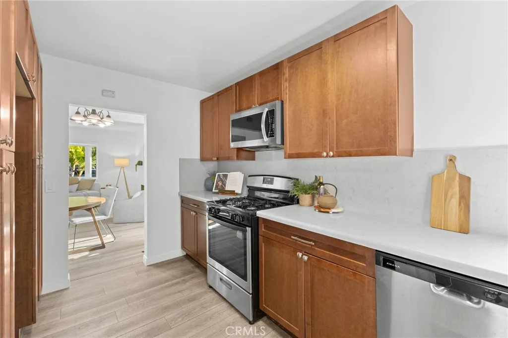 Additional image 54 of 1410 S Olive St, Santa Ana, CA 92707