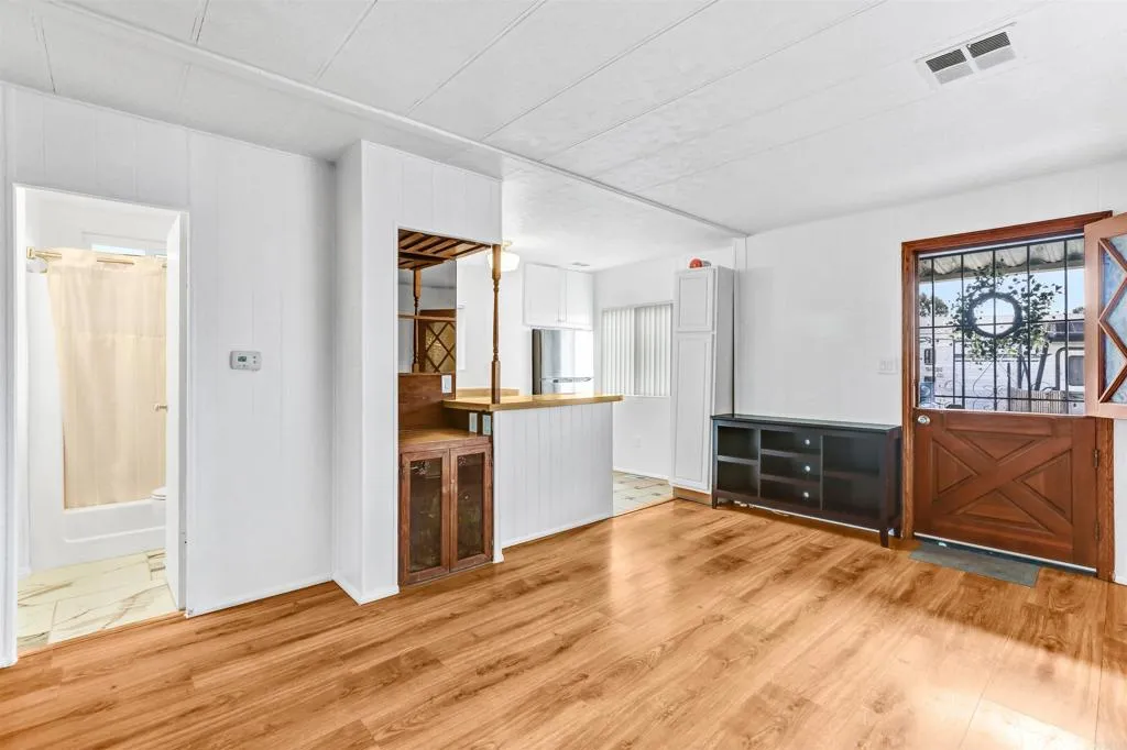 Additional image 13 of 402 63Rd Street Unit SPC 12, San Diego, CA 92114