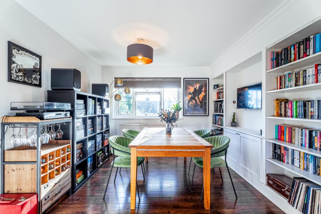 Additional image 3 of Deacon Close, St. Albans, Hertfordshire, AL1