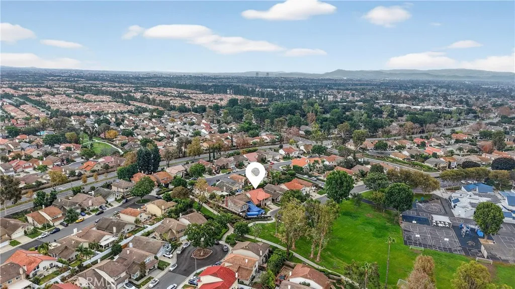 Additional image 42 of 46 Christamon W, Irvine, CA 92620