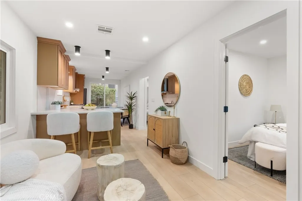 Additional image 8 of 1153 Isabel, Los Angeles, CA 90065